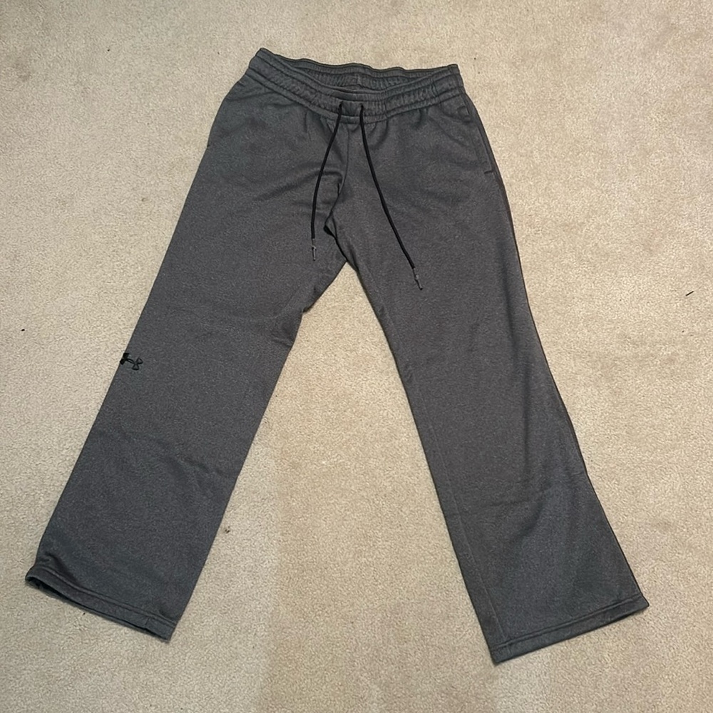Under Armour gray fleece lined sweatpants